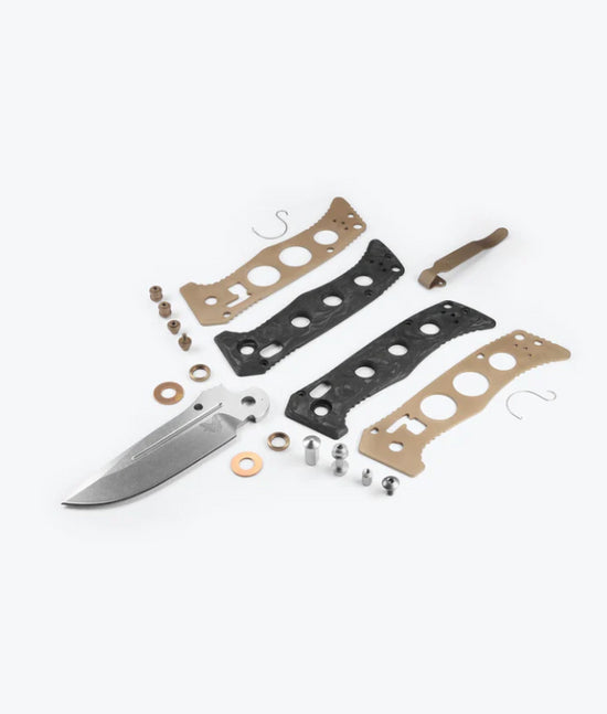 Benchmade Mini Adamas® | Marbled Carbon Fiber | Drop-point