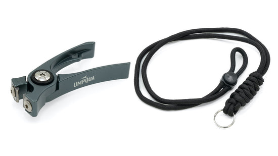 Umpqua River Run Nipper with Lanyard