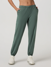 Vuori Women's Halo Modern Sweatpant