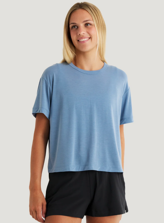 Free Fly Women's Elevate Lightweight Tee